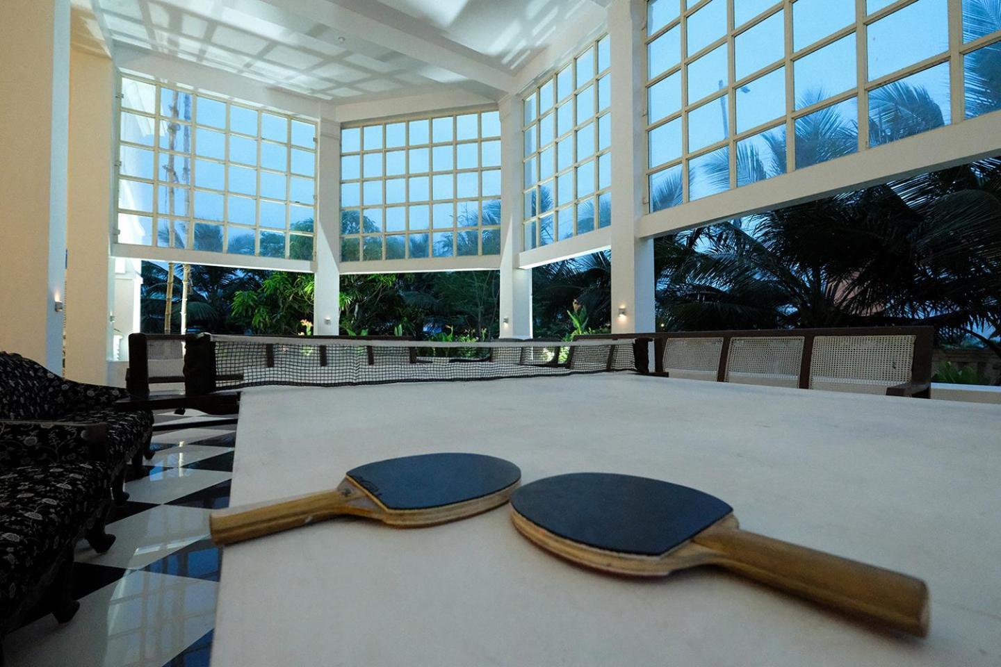 Chanakya BNR Hotel Puri Bagian luar foto